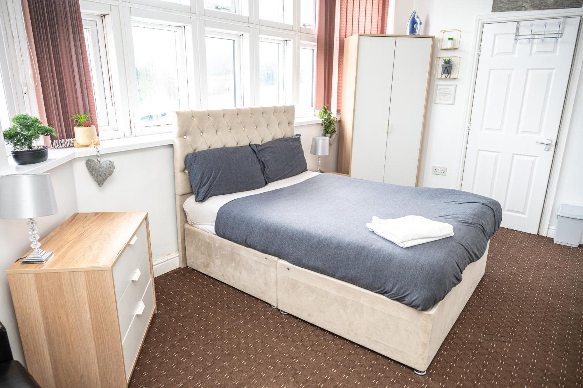 Bvapartments Deighton Huddersfield Exterior photo